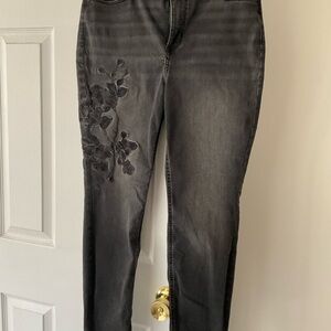 Simply Vera Vera Wang Black Skinny Jeans with Tonal Floral Embroidery